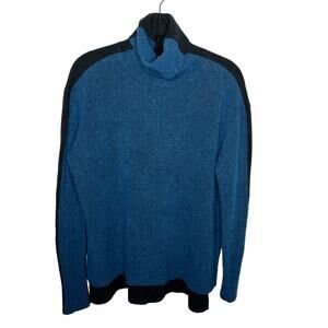 ATHLETA / Transit Colorblock Turtleneck blue black merino wool blend / XS